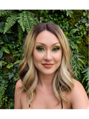 Chloe in Root Beer Float | 14" Brown/BlondeWavy Lace Front Wig